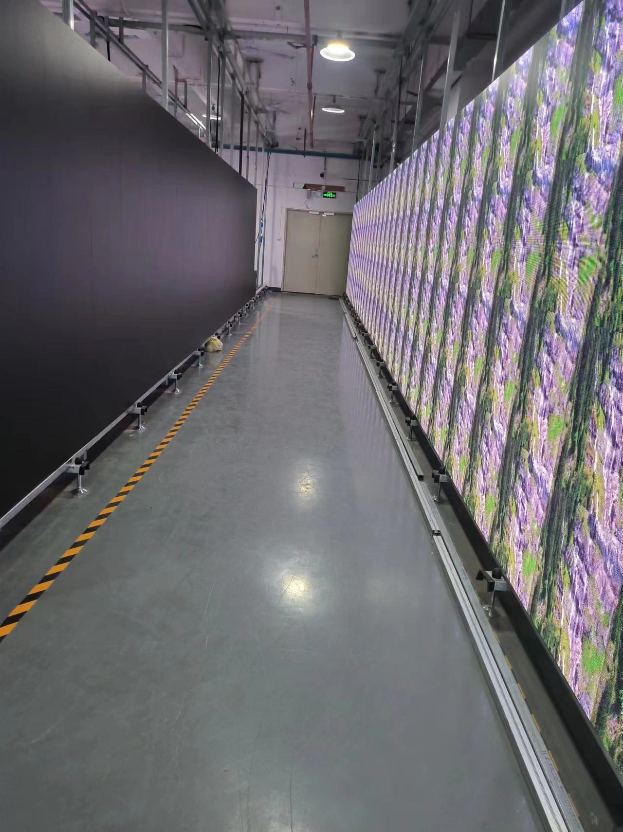 Shenzhen Led King Technology Co., Ltd. производственная линия завода