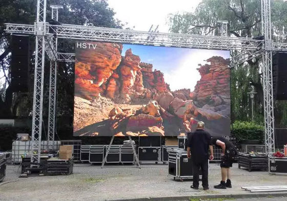 Легкие арендные светодиодные экраны с 2,976 мм пикселями и портами HUB75