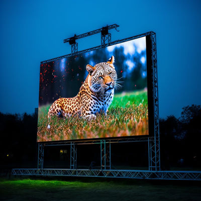 Массивный дисплей с разрешением 3840x2160 LED-экран с углом обзора 160°