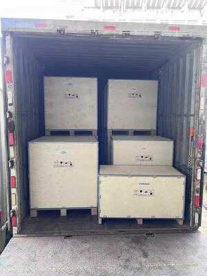 Наружный светодиодный экран с литым алюминиевым корпусом, шагом пикселя 3,91 мм и передним/задним обслуживанием