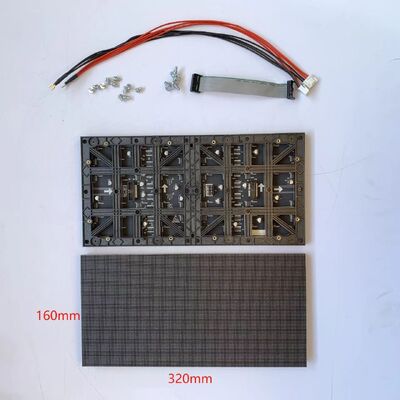 Наружный светодиодный дисплей с IP65 водонепроницаемым 960x960 мм Размер шкафа и яркость 4500-5500cd для высокой видимости